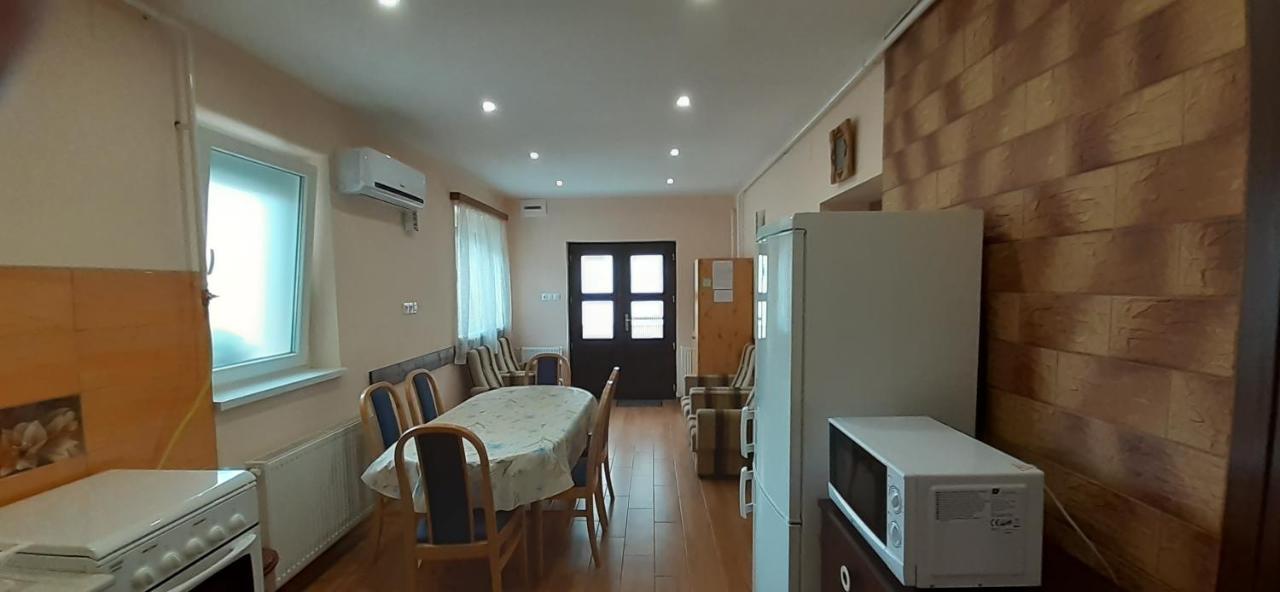 Rozika Apartman Ii. Hajduszoboszlo Luaran gambar